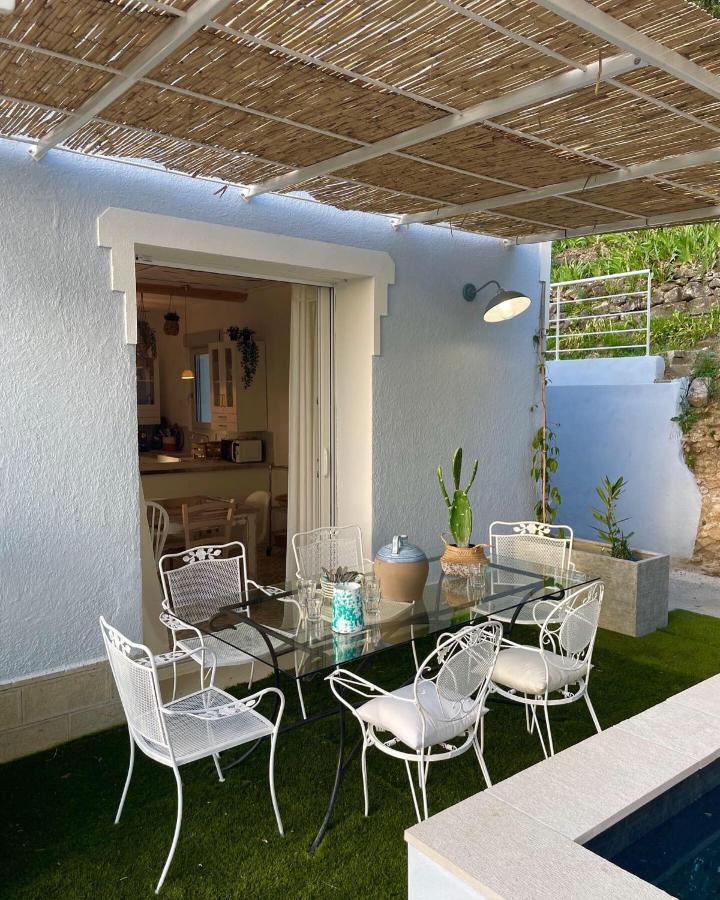 ピオラン Une Maison Bleueヴィラ エクステリア 写真